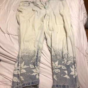 floral patterned capris